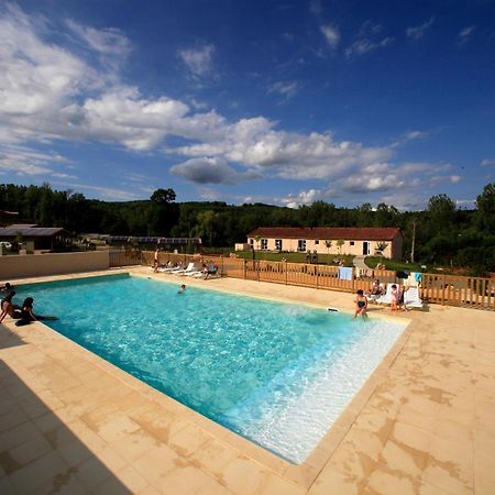 Hotel Terres De France - Les Hameaux De Pomette Marminiac Exteriér fotografie